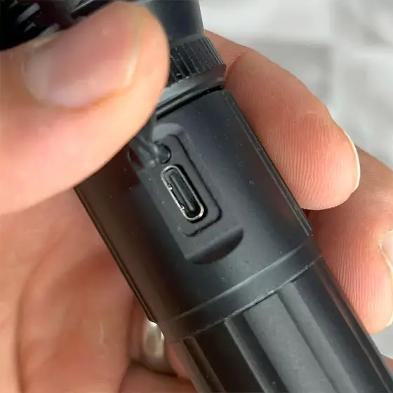 چراغ قوه اسمال سان مدل ZY-2304